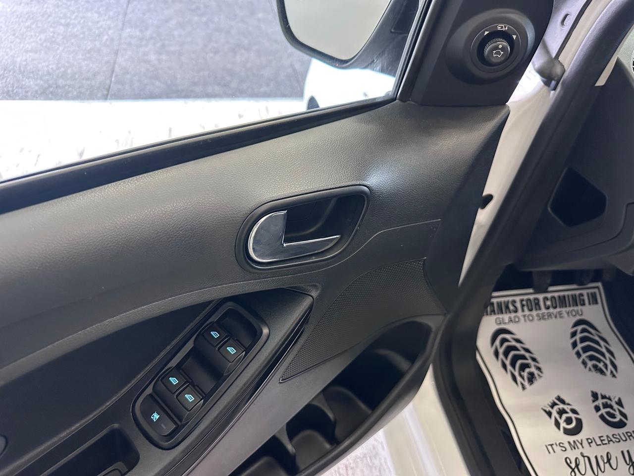 Ford Ka 1.2 Benzina Ultimate Color Ok Neopatentati