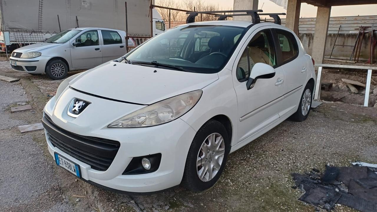 Peugeot 207 Plus 1.4 8V 75CV 5p. ECO GPL 2013