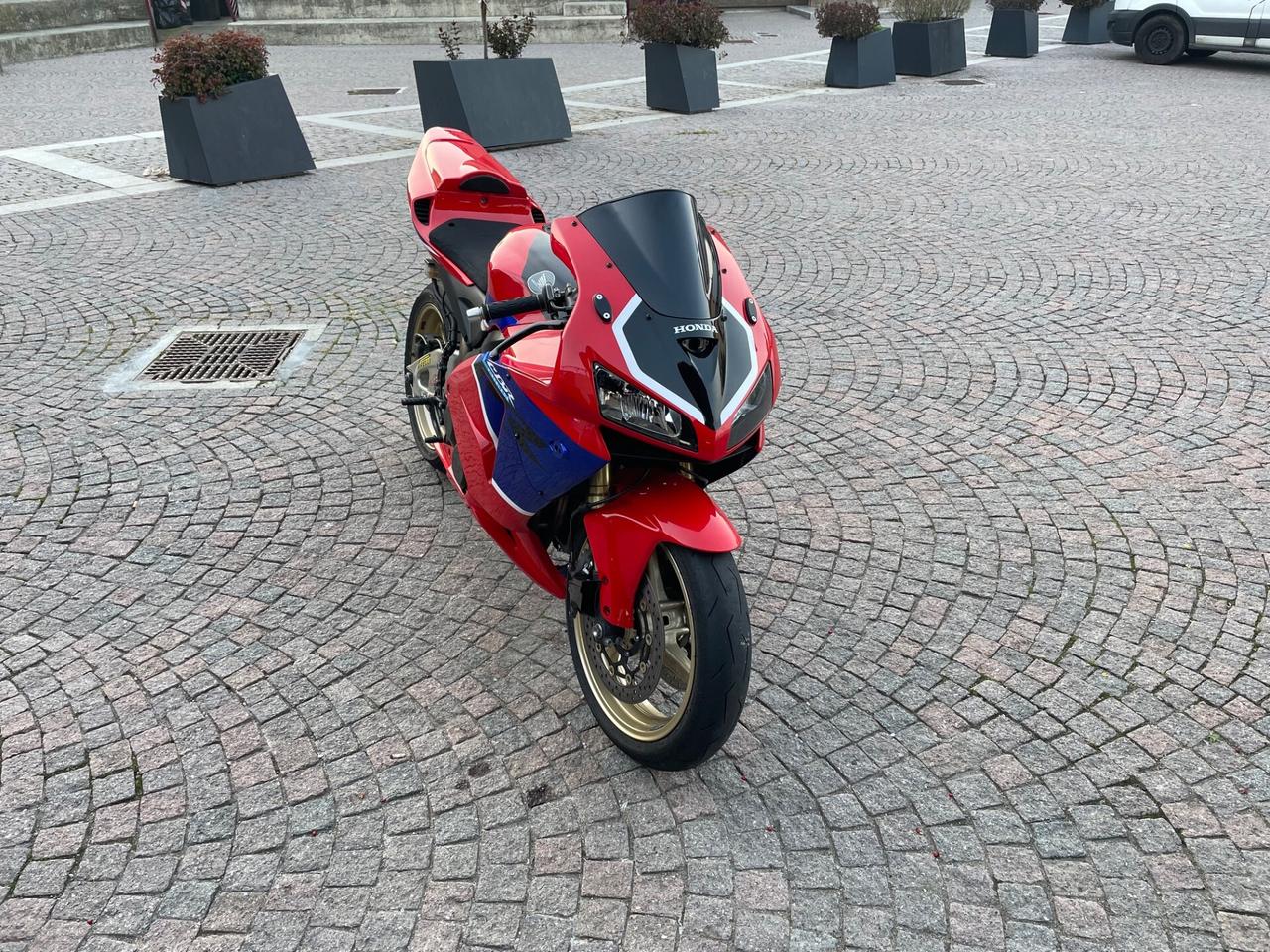 Honda CBR 600 RR