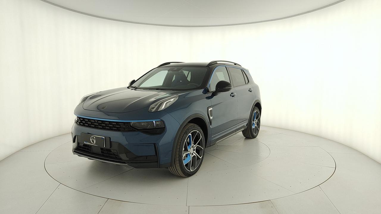 LYNK & CO 01 1.5 td phev auto