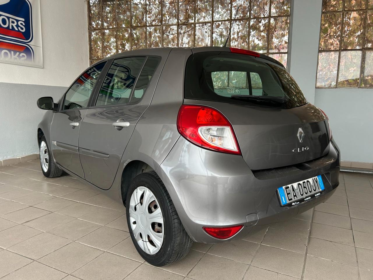 Renault Clio 1.2 16V 5 porte Dynamique