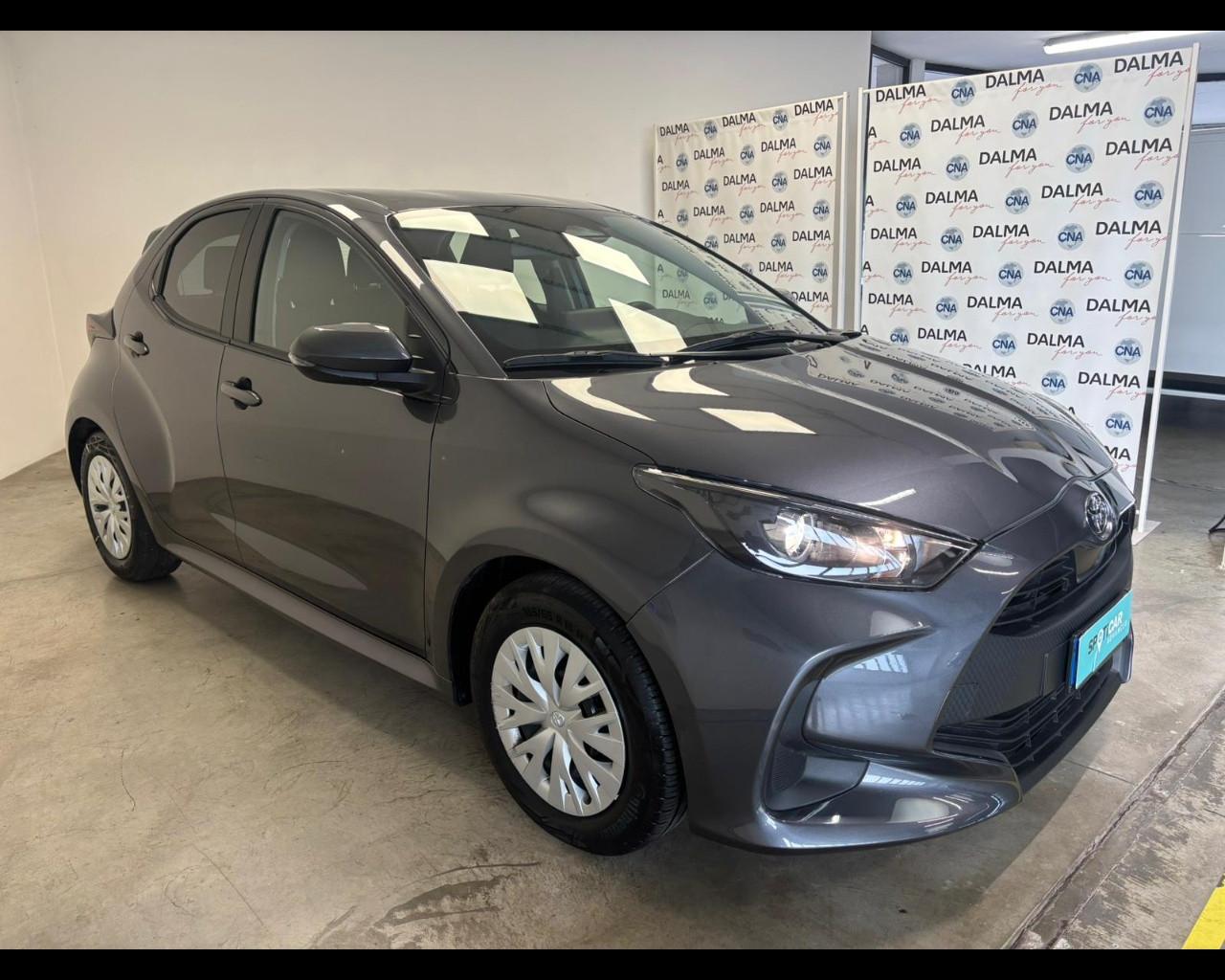 TOYOTA Yaris IV 2020 - Yaris 1.5h Active