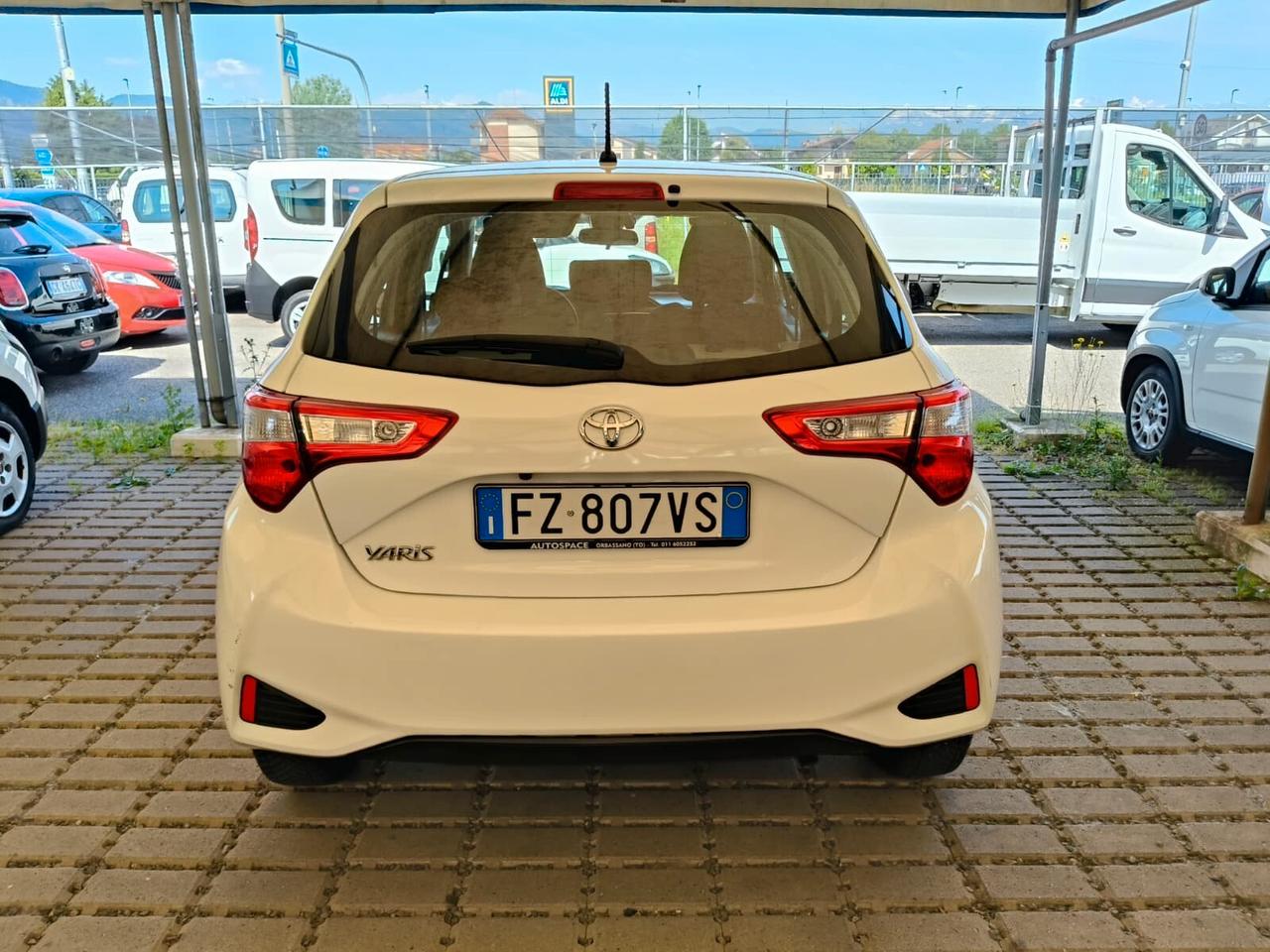 Toyota Yaris 1.0 5 porte Business