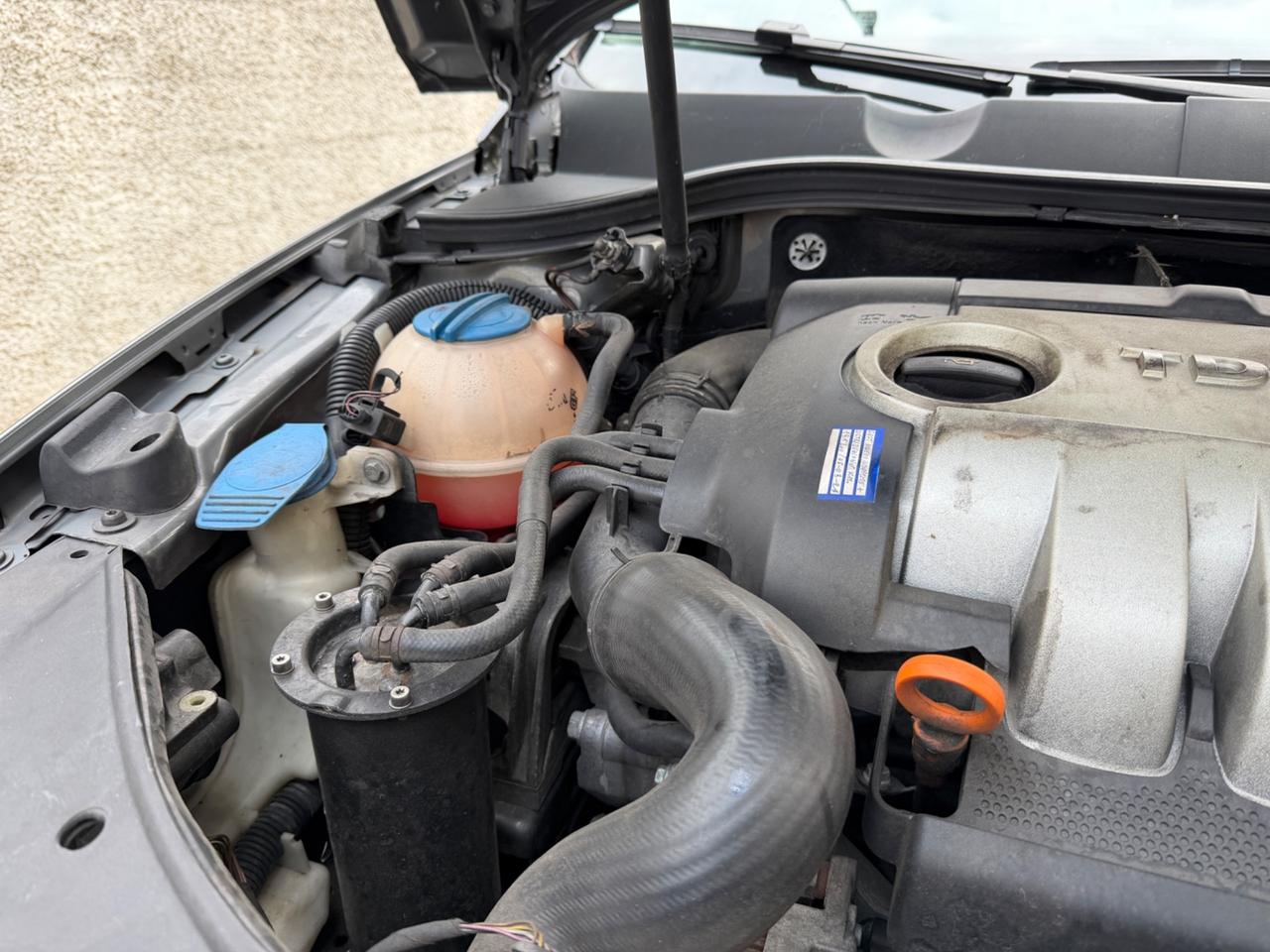 VW PASSAT 2.0TDI GANCIO TRAINO 1800KG