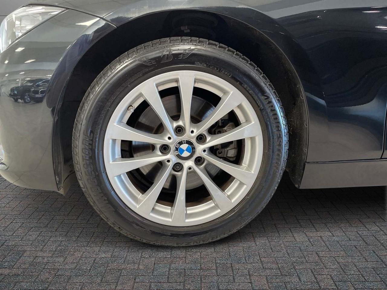 BMW Serie 3 F30 2015 Berlina - 325d 224cv