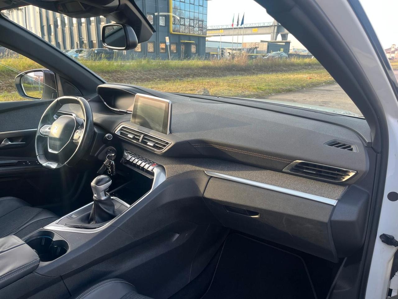 Peugeot 3008 BlueHDi 130 S&S Allure