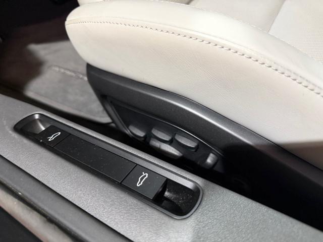 PORSCHE 992 GTS 4 Ufficiale Italia-Unico proprietario