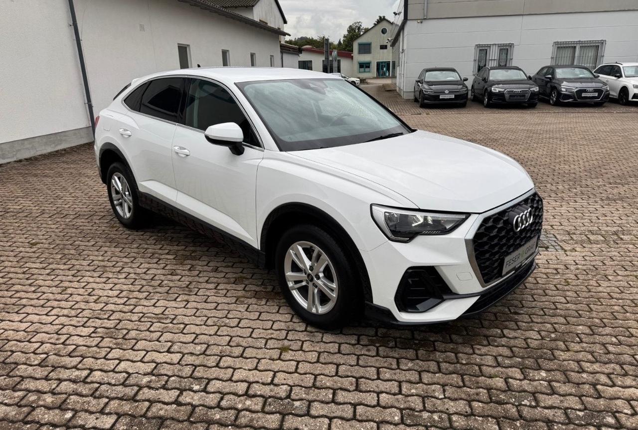 Audi Q3 SPB 45 TFSI e S tronic Business Plus