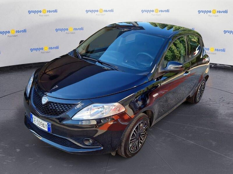 Lancia Ypsilon III 2015 1.0 firefly hybrid Gold s&s 70cv