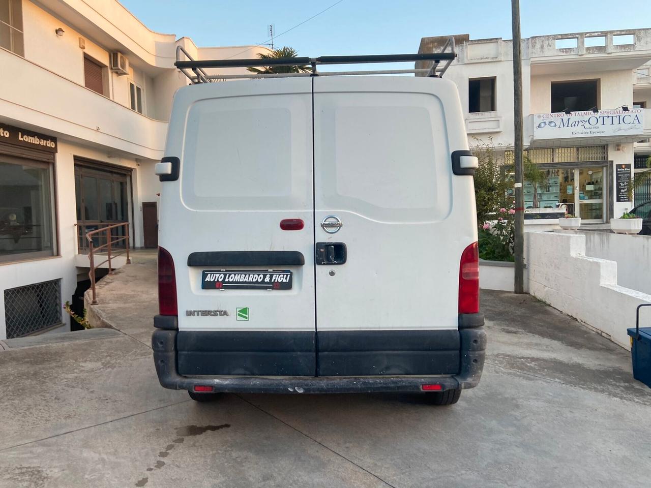 Nissan Interstar