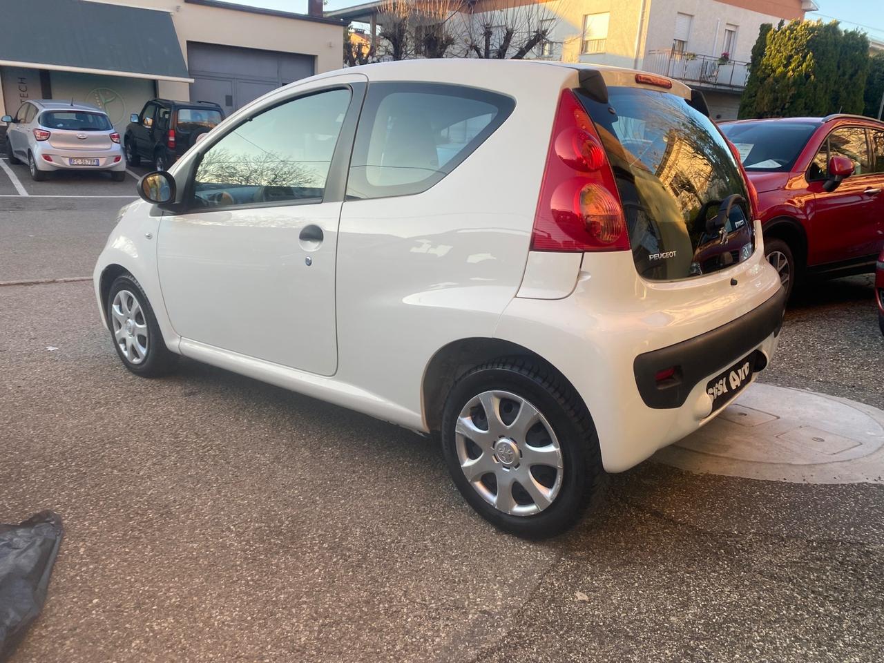 Peugeot 107 1.0 68CV 3p. Active NEOPATENTATI!!!