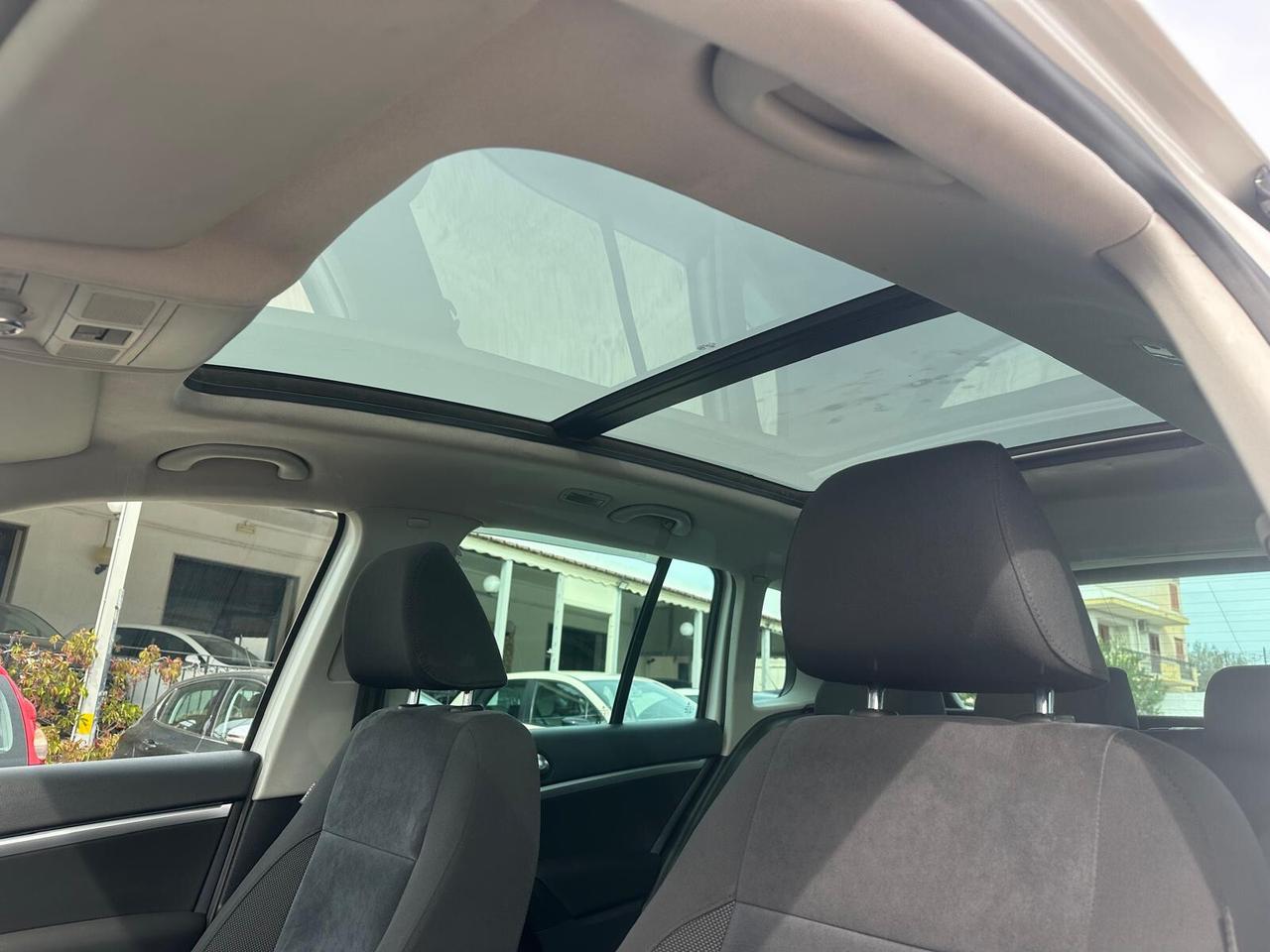 VW Tiguan 2.0 TDI Sport & Style (2012) | GANCIO TRAINO DI SERIE - Sotto i 10.000€