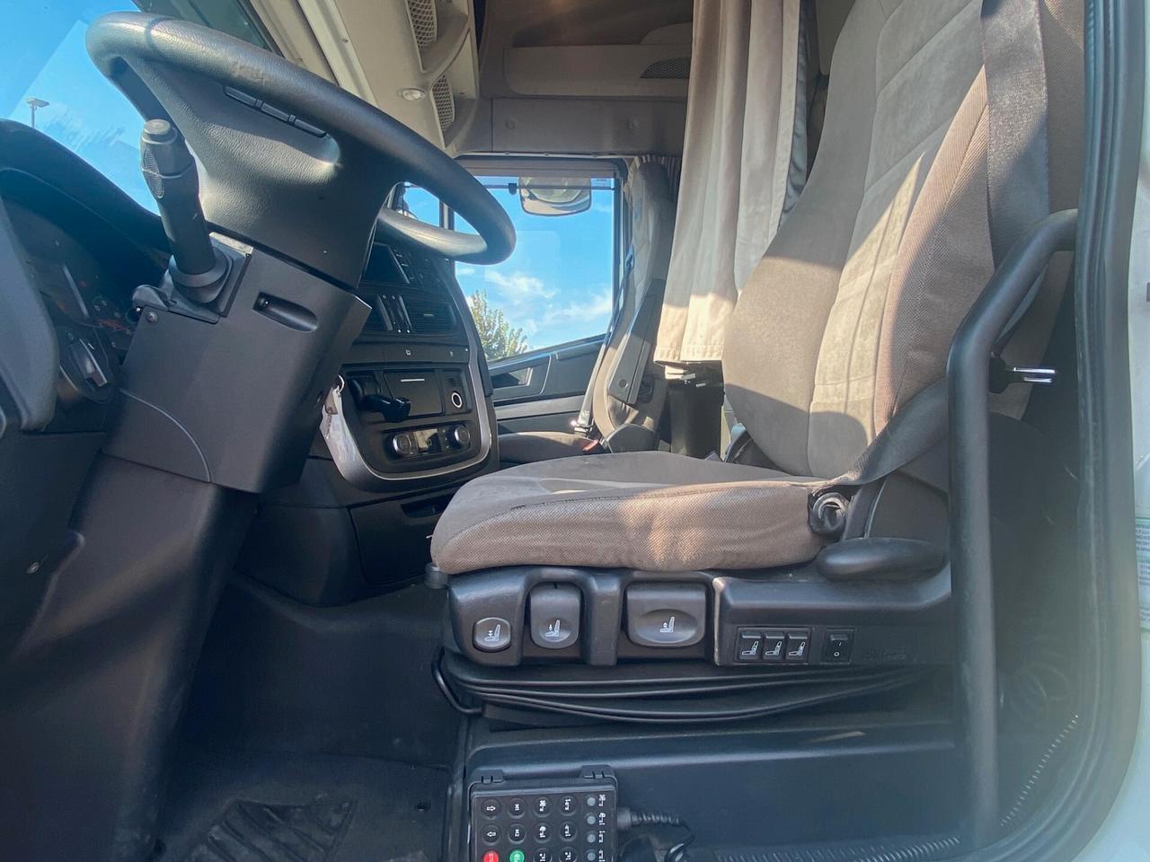 IVECO ECOSTRALIS 460 EEV HI-WAY