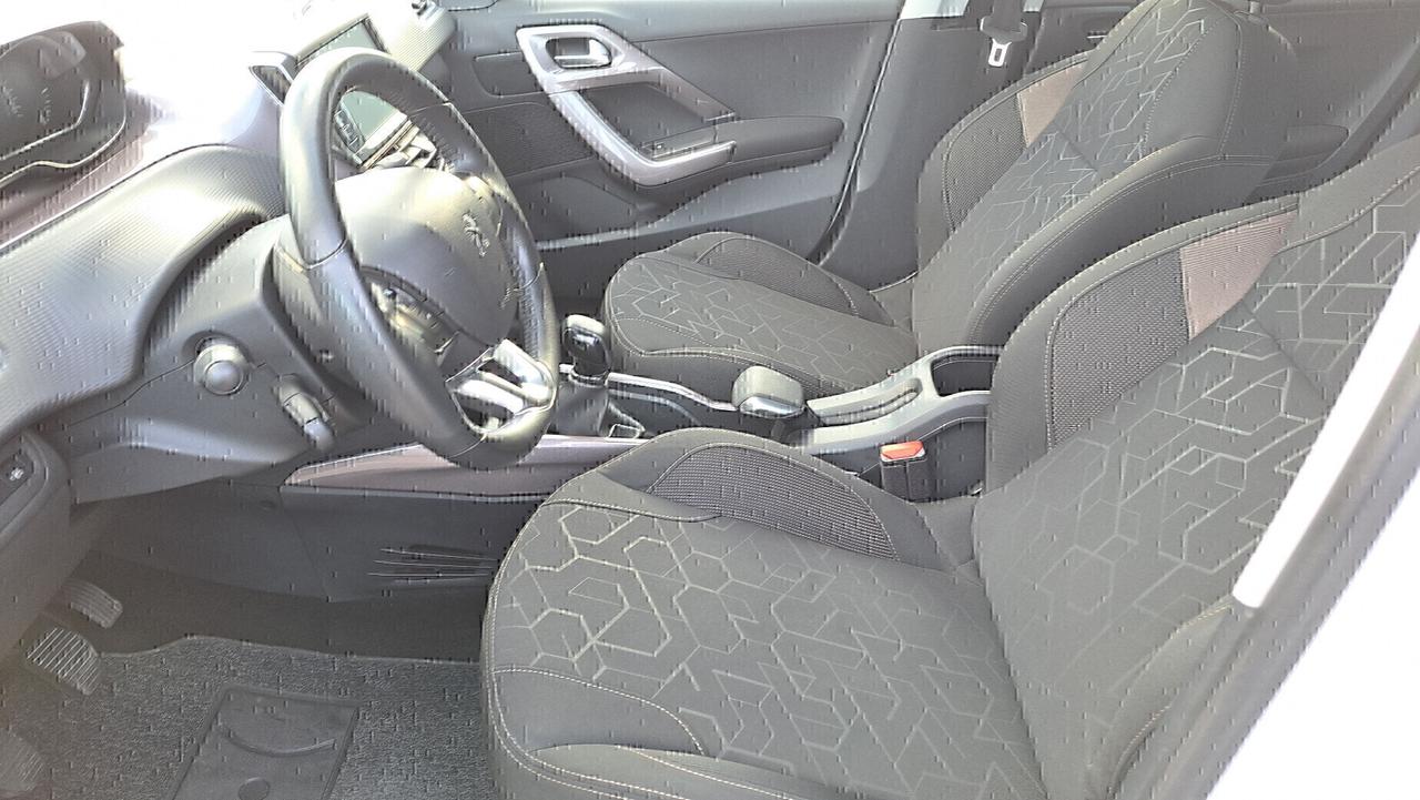 Peugeot 2008 1.2 Benzina PureTech 82 Active