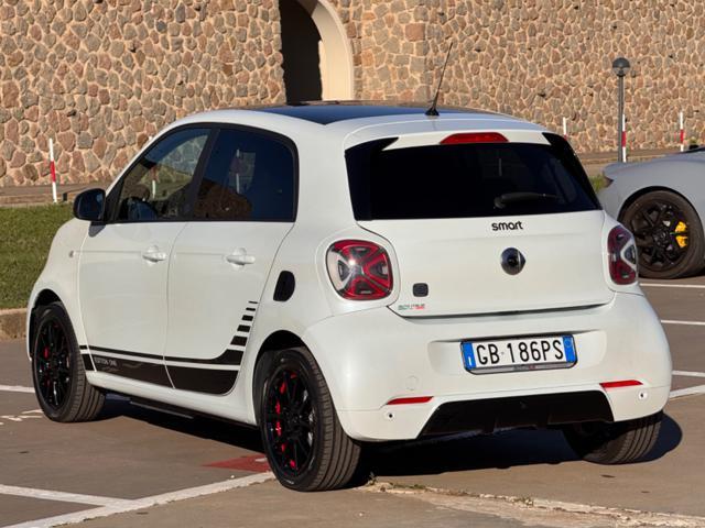 SMART ForFour EQ EDITION ONE PACK BRABUS+PELLE+TETTO+RCAM