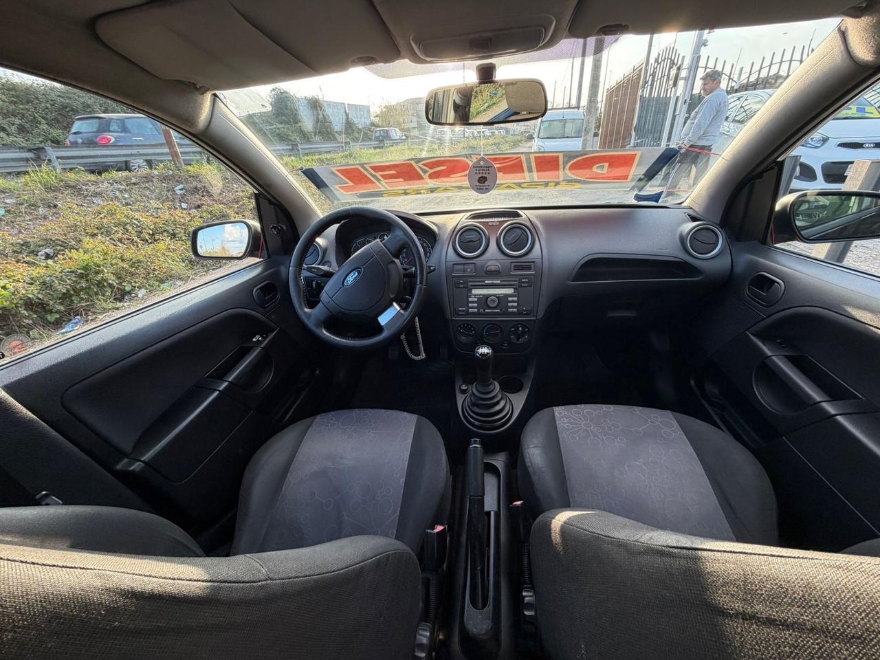 Ford Fiesta 1.4 TDCi 5p. Ghia