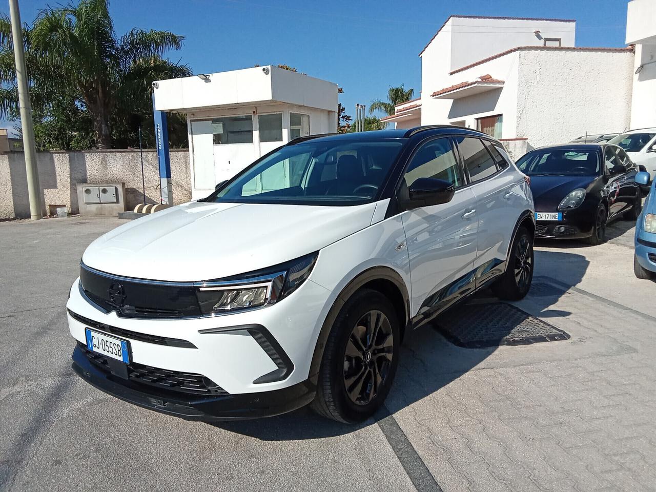 Opel Grandland 1.2 Turbo 12V 130 CV GS Line