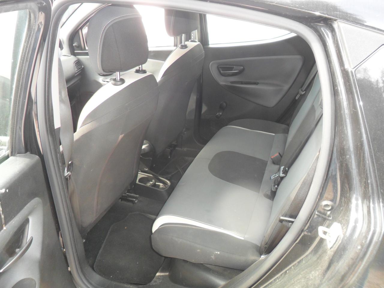 Lancia Ypsilon 1.2 69 CV 5 porte GPL Ecochic Gold GPL