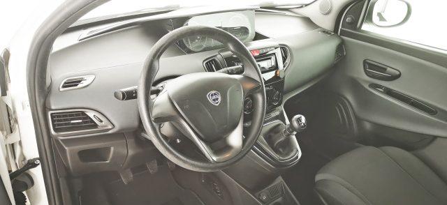 LANCIA Ypsilon 1.2 69 CV 5 porte GPL Ecochic Silver