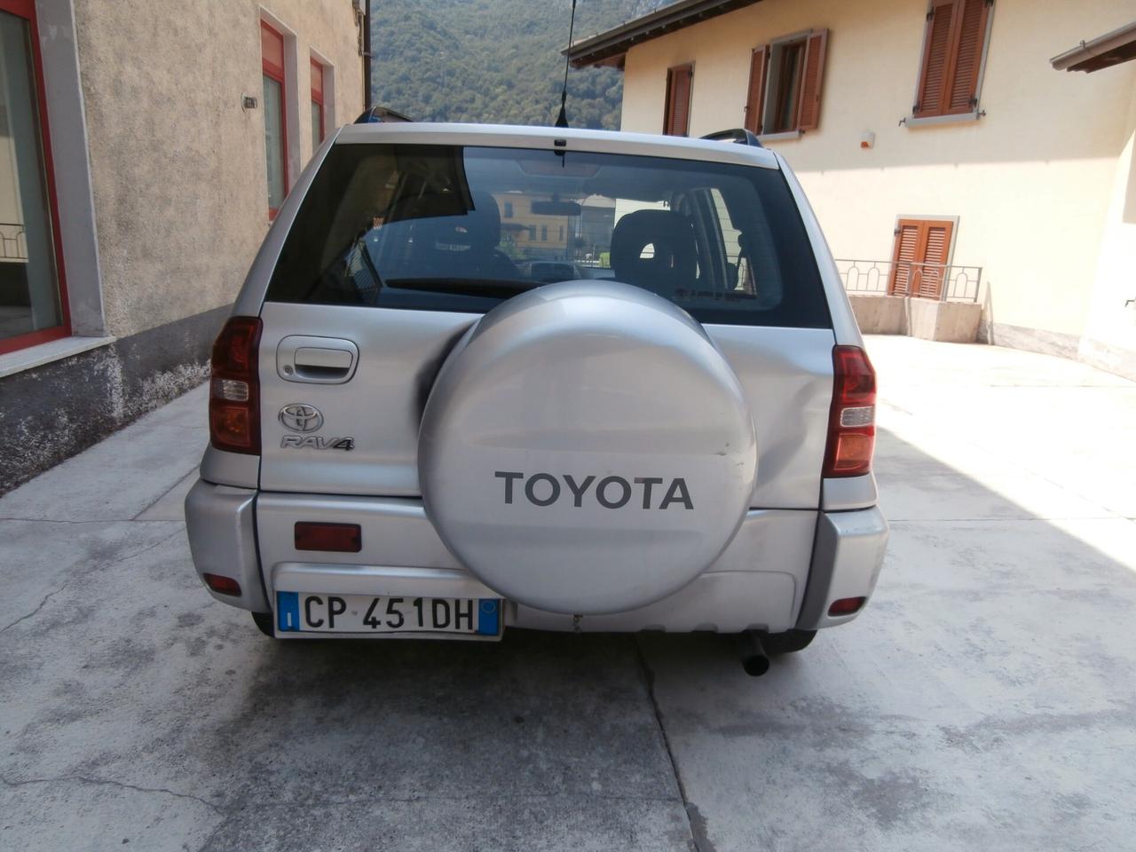 Toyota RAV 4 RAV4 2.0 Tdi D-4D cat 5 porte