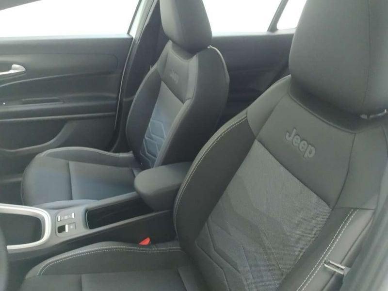 Jeep Avenger 1.2 turbo e-hybrid mhev Altitude fwd 110cv edct6