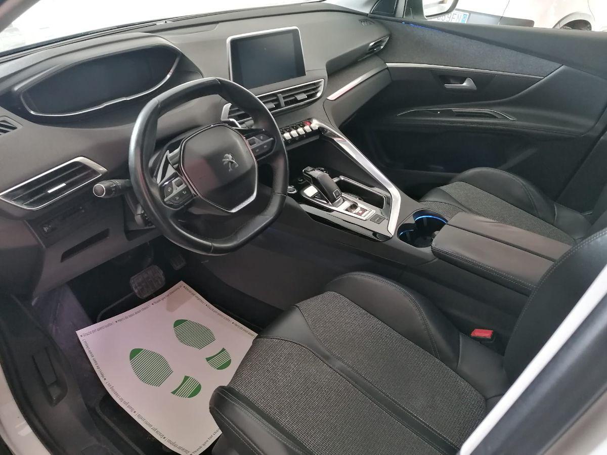 PEUGEOT - 3008 - BlueHDi 120 EAT6 S&S Allure