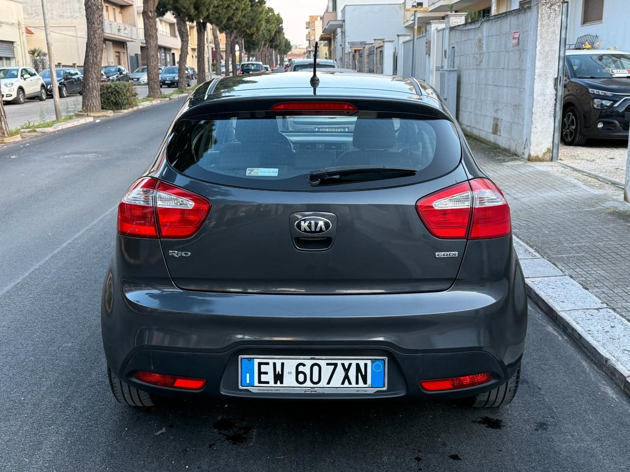 Kia Rio 1.1 CRDi 75CV 5P. Cool - 2014