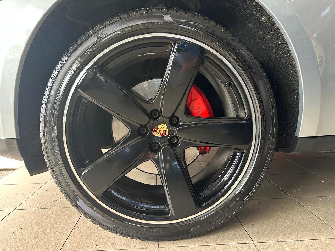 Porsche Macan 2.0 245 HP RESTYLING FULL TENUTA IN MODO MANIACALE