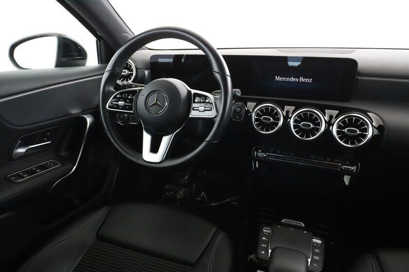 Mercedes-benz A 180d Automatic Sport Plus Led Ambient