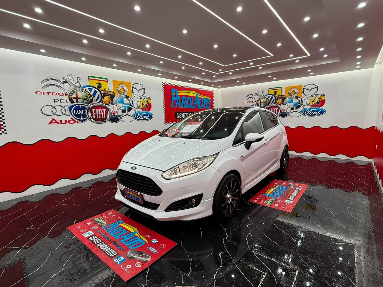 Ford Fiesta 1.5 TDCi 75cv BLACK-WHITE - 2014