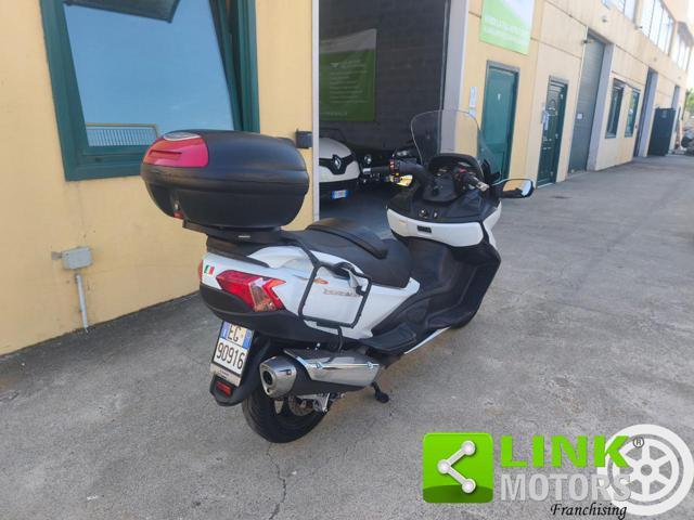 SUZUKI Burgman 650 AN