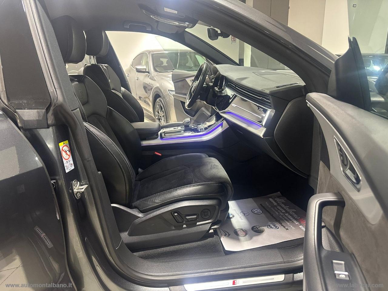 AUDI Q8 45 TDI quattro tiptronic Sport