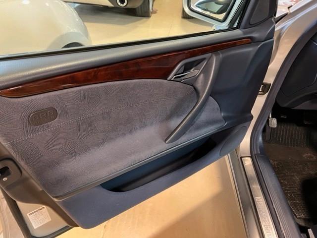 Mercedes-benz E 200 E 220 CDI EXECUTIVE