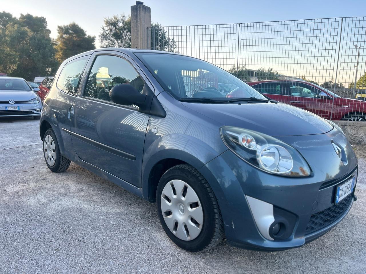 Renault Twingo 1.2 58 cv -2010 -CLIMA