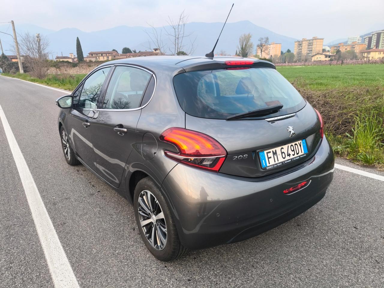 PEUGEOT 208 1,6 BLUE HDI- ALLURE-OK NEOPATENTATI- EURO 6
