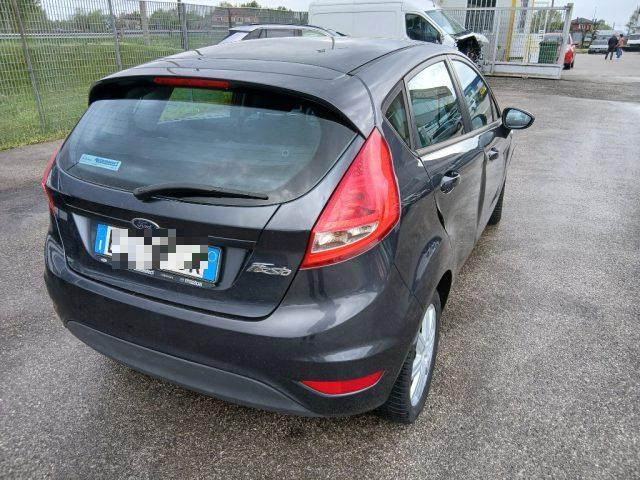 FORD Fiesta + 1.2 82CV 5 porte