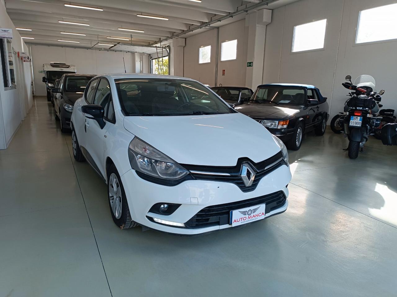 Renault Clio dCi 8V 75 CV 5 porte Moschino Life AUTOCARRO 4 POSTI