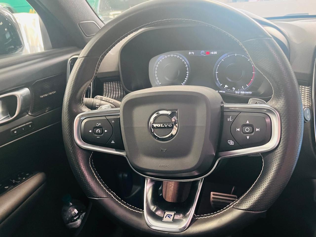 Volvo XC40 D4 AWD Geartronic R-design