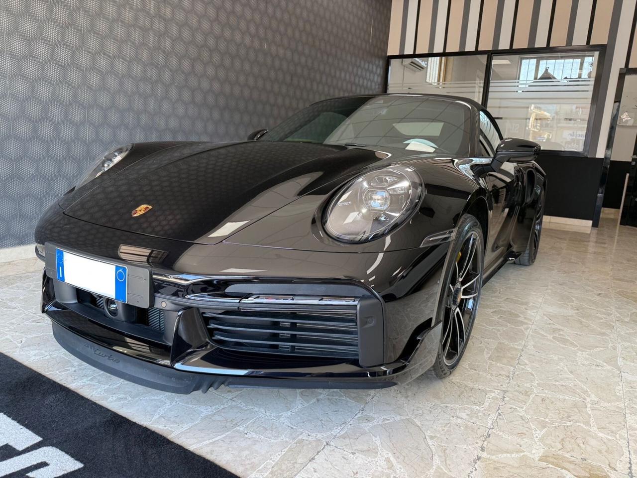Porsche 911 Turbo Cabriolet 581cv - PACK LUX