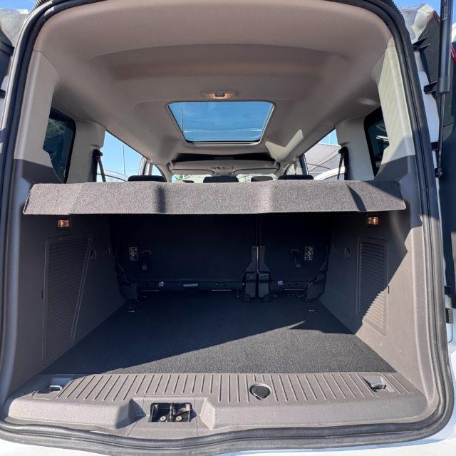 FORD Tourneo Connect 1.5 TDCi 120cv TITANIUM TETTO PANORAMICO AZIENDALE
