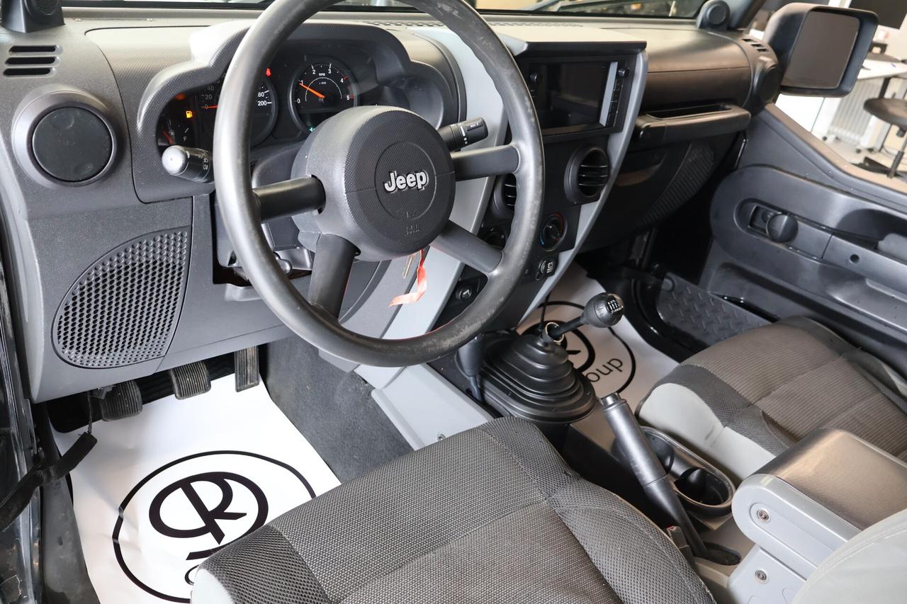 Jeep Wrangler 2.8 Unlimited CRD DPF Sport cabrio T