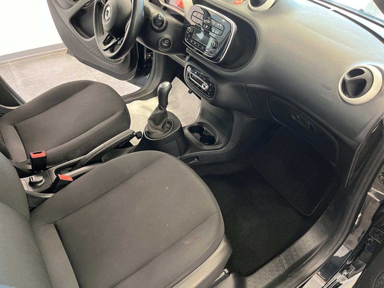 Smart ForFour 70 1.0 Youngster