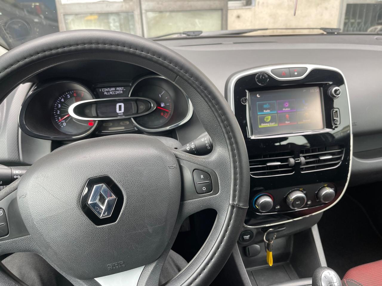 Renault Clio 1.2 75CV 5 porte Life