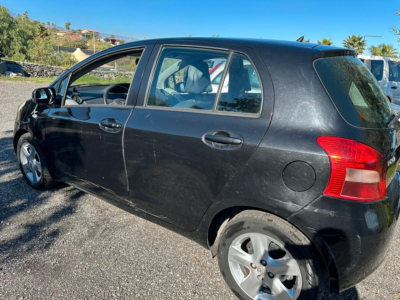 Toyota Yaris 1.3 5 porte