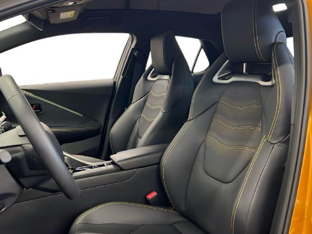 TOYOTA C-HR 2.0 PHEV Lounge Premiere