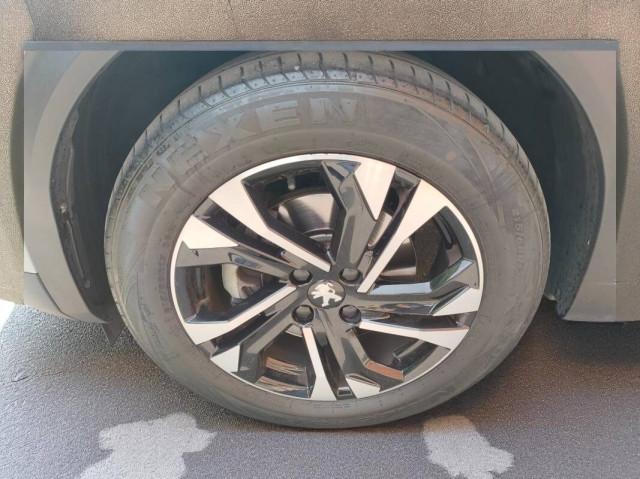 Peugeot 2008 2008 II 2020 1.5 bluehdi Allure Navi Pack 130cv