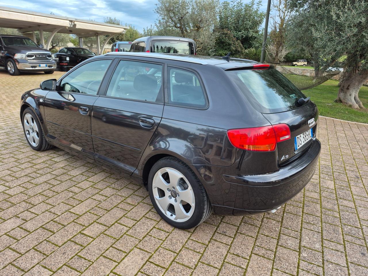 Audi A3 SPB 2.0 16V TDI Ambiente