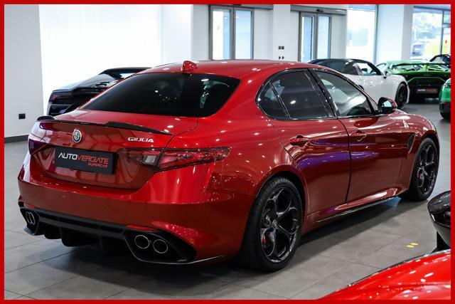 ALFA ROMEO Giulia 2.9 T V6 Quadrifoglio - MANUALE - FULL CARBON