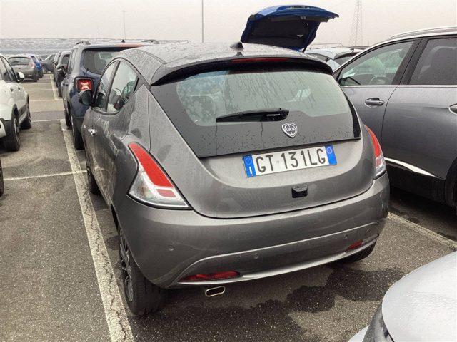 LANCIA Ypsilon 1.0 firefly hybrid Platino s&s 70cv