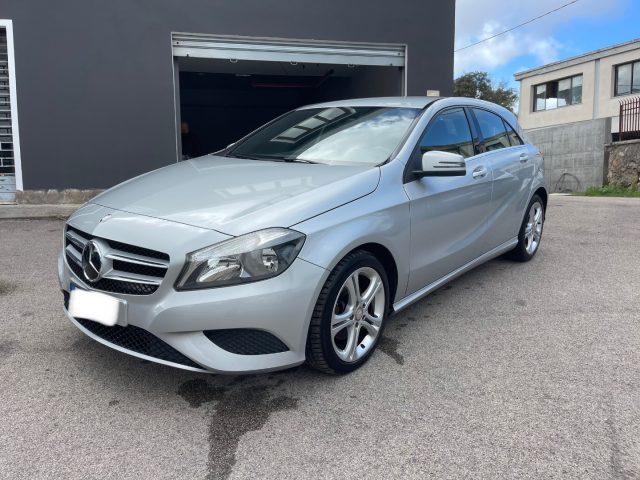 MERCEDES-BENZ A 180 Premium